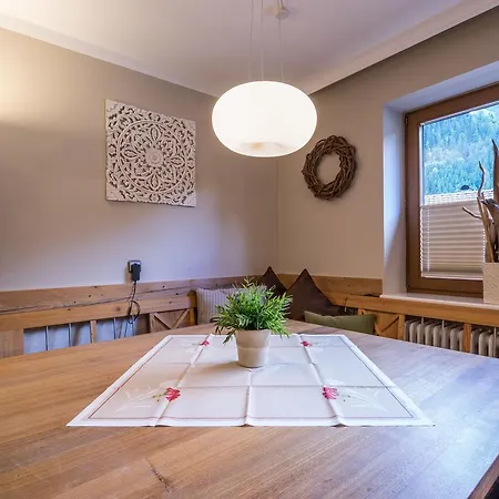 Rieser - Im Herzen Von - Sonniger Balkon - 3 Schlafzimmer * Mayrhofen