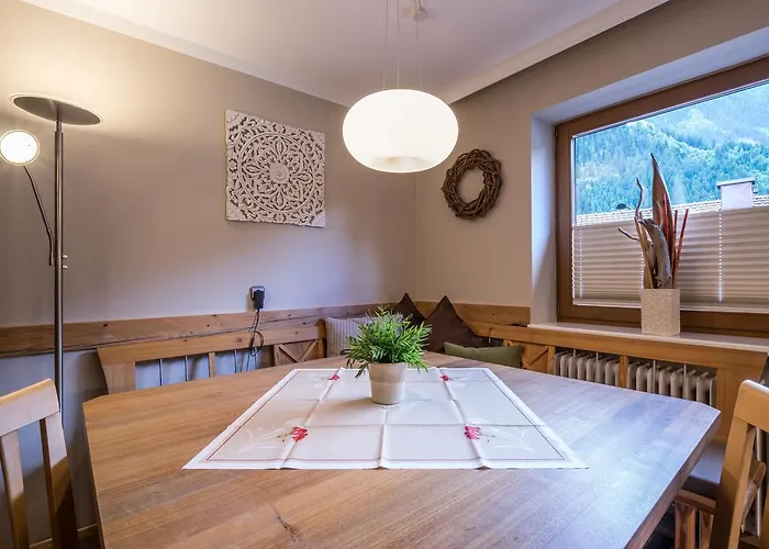 Rieser - Im Herzen Von - Sonniger Balkon - 3 Schlafzimmer * Mayrhofen